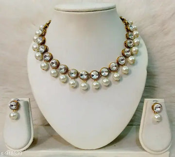 Trendy Alloy &j Kundan Beads Necklace Set