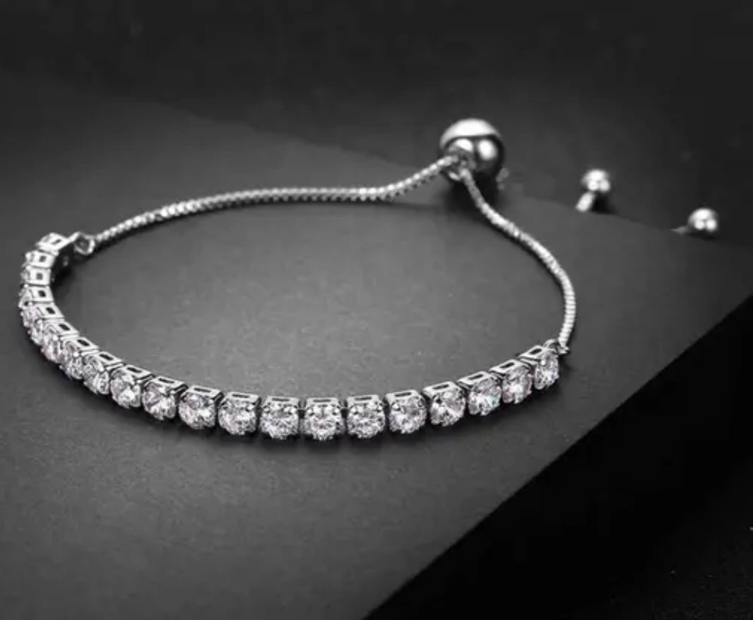 Exclusive Crystal Collection silver bracelet