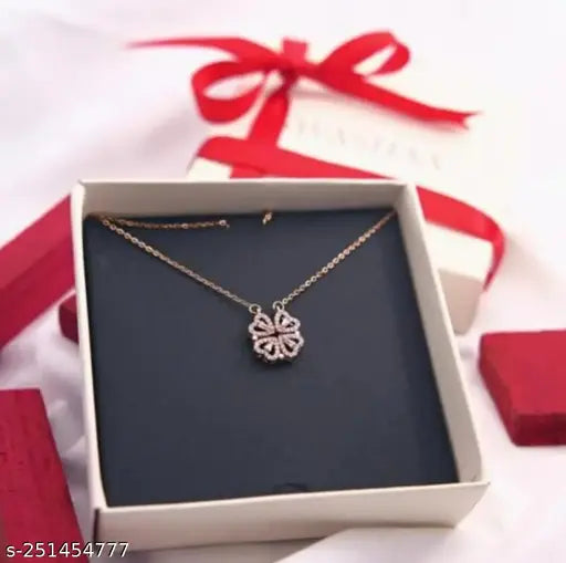 Radiate Elegance Simple Light Luxury Jewellery Magnetic Chain Diamond Love Four-Leaf Clover Necklace!